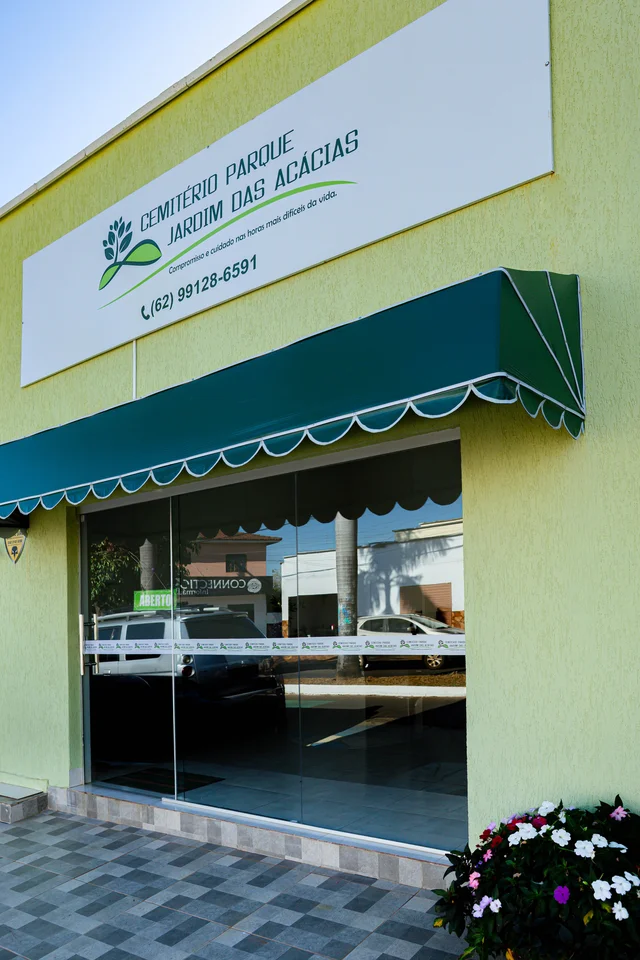 Fachada do escritório na Vila Leonor